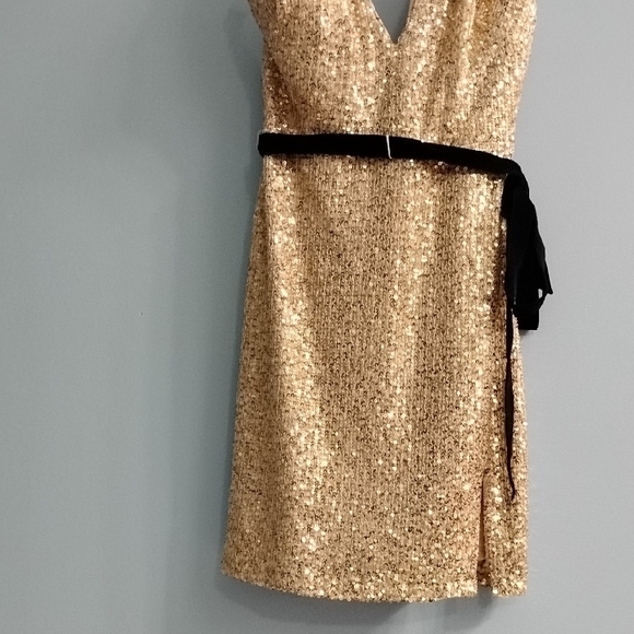 Dear Moon 🌙 Sparkling Gold Mini Dress with Black Velvet Belt Size 1 - Picture 4 of 6